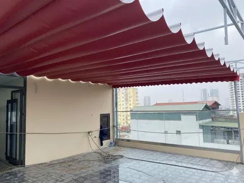 Review chi tiết 5 dòng bạt che nắng mưa phổ biến: Cách chọn bạt bền đẹp, đúng giá