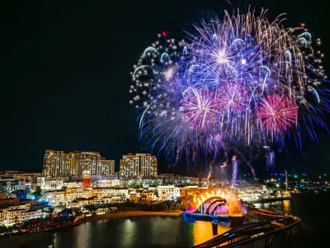 Tết Dương lịch: Phú Quốc một ngày đón 46 chuyến bay quốc tế và hàng vạn khách