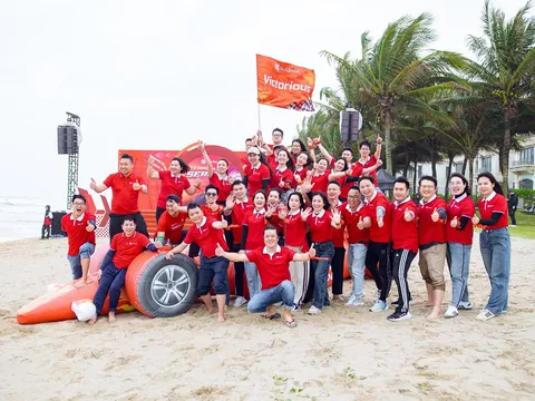 Hai giải thưởng uy tín ghi nhận chiến lược phát triển bền vững của SeABank