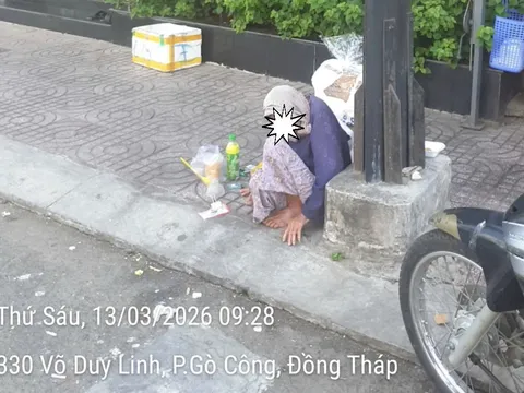Thực hư về bà cụ gần 100 tuổi bán vé số ở Gò Công