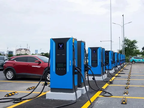 V-Green xây dựng 99 “siêu trạm sạc” trên toàn quốc