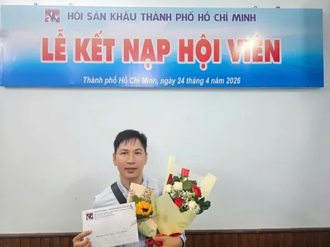 Nghệ sĩ Thiên Long được kết nạp Hội viên Hội Sân khấu TP.HCM