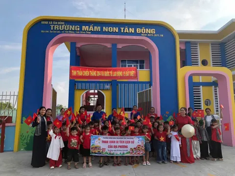 Chi đoàn Trường Mầm non Tân Đông tổ chức hoạt động trải nghiệm ý nghĩa trong tháng Tư lịch sử