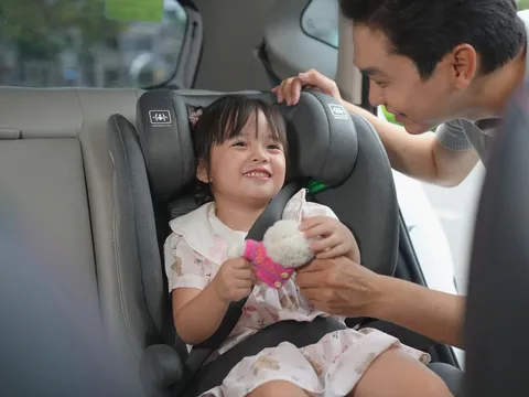 Hướng dẫn chọn ghế ô tô trẻ em chuẩn quy định pháp luật