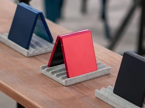 Có nên chờ Samsung Galaxy Z Flip 8 nếu thích smartphone thời trang?