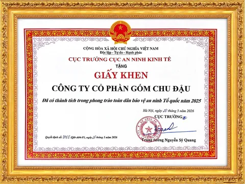 Gốm Chu Đậu vinh dự nhận Giấy khen của Cục An ninh kinh tế - Bộ Công an