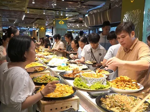 Thuần Chay tổ chức đêm kết nối tri ân khách hàng