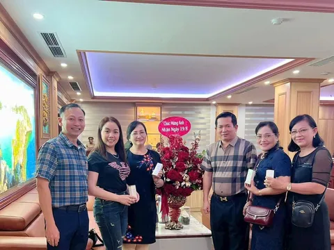 Một tin nhắn gửi nhầm... và một người anh