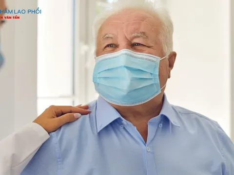 Chăm sóc người bệnh lao phổi đúng cách để hạn chế lây nhiễm tại nhà