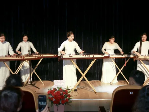 Khoa Nghệ thuật Dân tộc và Miền núi tổ chức Workshop biểu diễn nhạc cụ dân tộc “Hương sắc Việt – Giai điệu của cội nguồn”