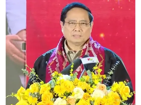 Thủ tướng Phạm Minh Chính: Giáo dục vùng cao là "Cột mốc chủ quyền" trong lòng dân