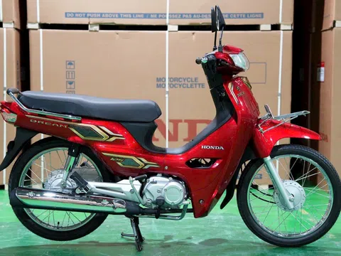 ‘Huyền thoại’ Honda Dream 125 về đại lý Việt với số khung ‘lộc phát’ cực độc, giá hơn 100 triệu đồng