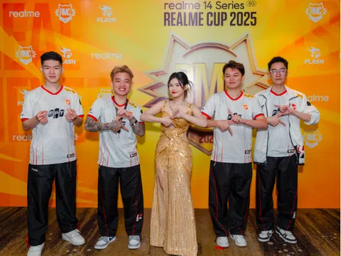 Chung kết realme Cup 2025: Eternity AOV lên ngôi vô địch và hành trình "Make it real" đáng nhớ của cộng đồng esports Việt Nam