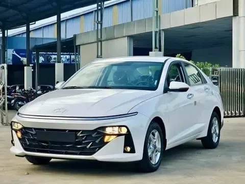 Tin xe trưa 20/7: Giá lăn bánh Hyundai Accent cực rẻ, quyết hạ đo ván Toyota Vios và Honda City