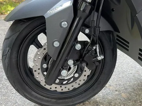Tin xe hot 7/9: Ra mắt ‘vua xe ga’ 150cc mới giá rẻ hơn cả Honda Vision mà trang bị phanh ABS như SH