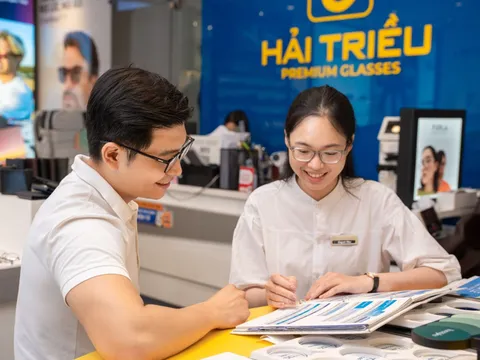 Trải nghiệm mua mắt kính cao cấp tại Kính Hải Triều: An tâm 100%