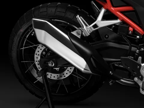 ‘Vua côn tay’ 349cc mới giá 77 triệu đồng ra mắt, trang bị ‘đè bẹp’ Yamaha Exciter và Honda Winner R