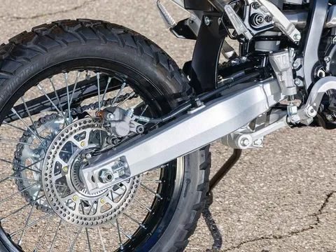 Tin xe hot 8/10: ‘Vua côn tay’ mới của Suzuki mở bán, trang bị áp đảo Yamaha Exciter mà giá cực rẻ