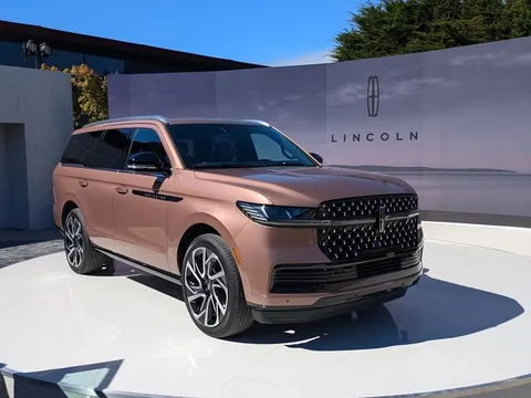 Ford 'lao đao' vì thiếu nhôm, hàng loạt mẫu xe phải ngừng sản xuất