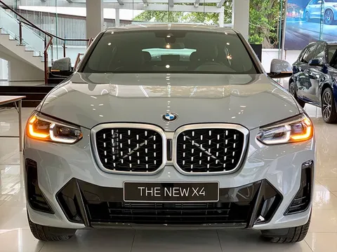 BMW X4 và 520i giảm giá tới 480 triệu đồng, tiền dư ra đủ sắm thêm một chiếc Hyundai Grand i10 mới