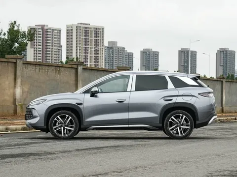 SUV mới giá chưa tới 520 triệu đồng, sở hữu trang bị ngang xe tiền tỷ