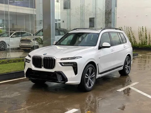 BMW X7 giảm sâu 750 triệu đồng, trở thành 'món hời' trong phân khúc SUV hạng sang