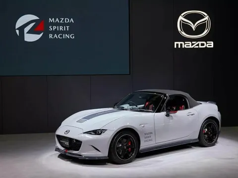 Mazda khiến dân mê xe đứng ngồi không yên với mẫu thể thao hoàn toàn mới