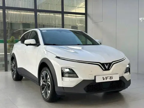 VinFast VF 6 bản giới hạn lộ diện: Trang bị đỉnh, số lượng có hạn