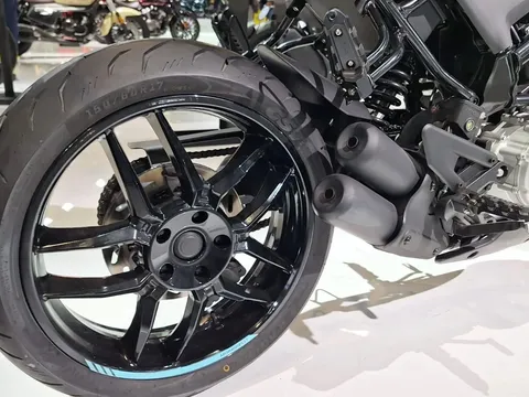 Dẹp Yamaha Exciter và Honda Winner R đi, ‘vua côn tay’ 125cc mới của Ý ra mắt với ABS 2 kênh cực xịn