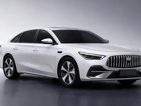 ‘Kình địch’ của Toyota Camry lộ diện: Sedan đạt vận tốc tối đa 190km/h, dự kiến chỉ 400 triệu đồng