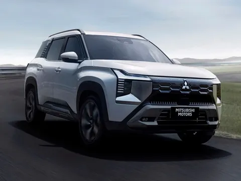 Mitsubishi Destinator đổ bộ Việt Nam, gây bão với ngoại hình hầm hố và công nghệ thông minh