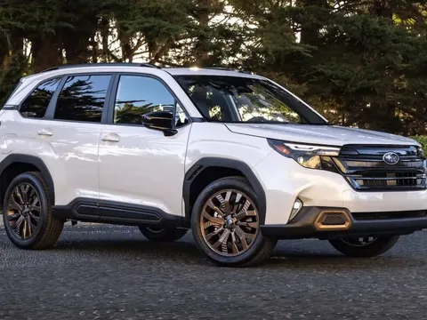 Subaru mạnh tay xả kho cuối năm: Forester và Crosstrek ưu đãi khủng 308 triệu đồng trong tháng 11