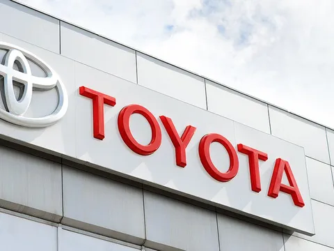 Toyota ‘chao đảo’ vì thị trường xe điện toàn cầu chững lại: Kế hoạch phát triển EV gặp khó khăn