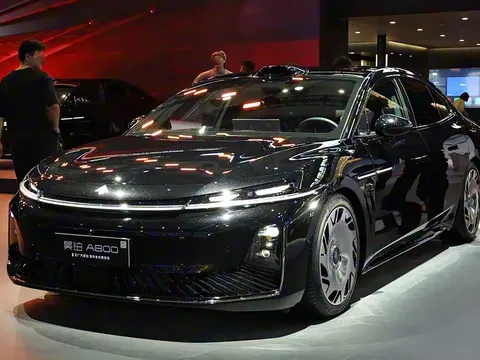 Ghế massage Toshiko – Cứu tinh cho những ai thường xuyên bị đau nhức