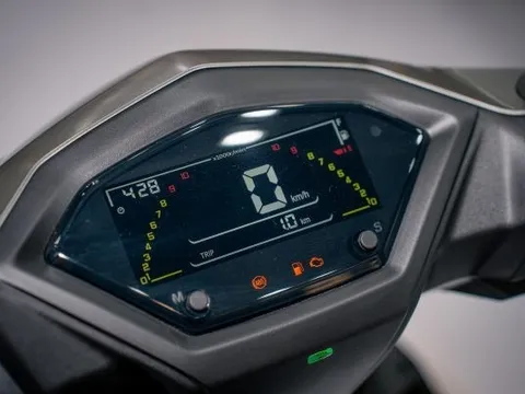 Tin xe hot 23/11: ‘Cơn ác mộng của Honda Air Blade' ra mắt với trang bị như SH, giá dự kiến rất rẻ