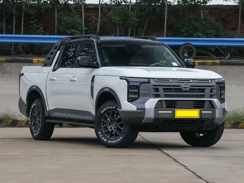 ‘Vua bán tải’ mới soán ngôi Ford Ranger Raptor: Đến từ nhà Nissan, giá chỉ hơn 630 triệu đồng