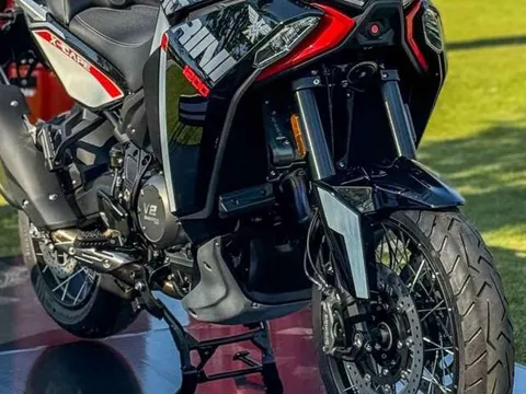 Tin xe hot 28/11: Ra mắt ‘vua côn tay’ 700cc mới giá cực rẻ, trang bị vượt xa Exciter và Winner R