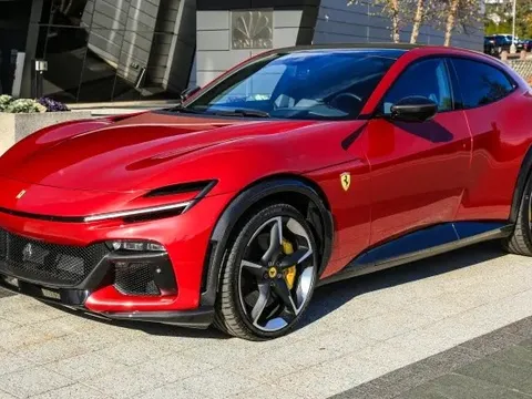 Vì sao chiếc Ferrari Purosangue đã qua sử dụng này lại khiến các đại gia Việt tranh nhau xuống tiền?