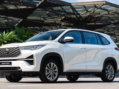 Top xe hybrid đáng mua nhất tháng 12/2025: ‘Xanh - tiết kiệm - đáng tiền’ cho người Việt
