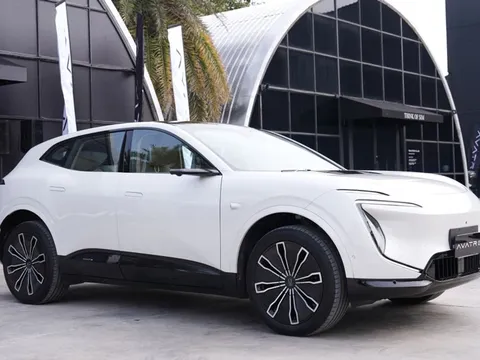 SUV hạng sang 590 mã lực ‘đe nẹt’ Mercedes-Benz GLC: Giá chỉ gần 1,4 tỷ đồng, công nghệ ngập tràn