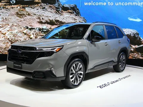 Subaru Forester đại thắng tại quê nhà, chính thức trở thành Xe của năm 2025–2026