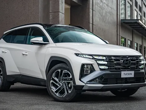 Điểm tin ô tô 9/12: Honda CR-V 2026 trình làng, Tucson giảm sốc 58 triệu, Explorer 2026 lộ diện