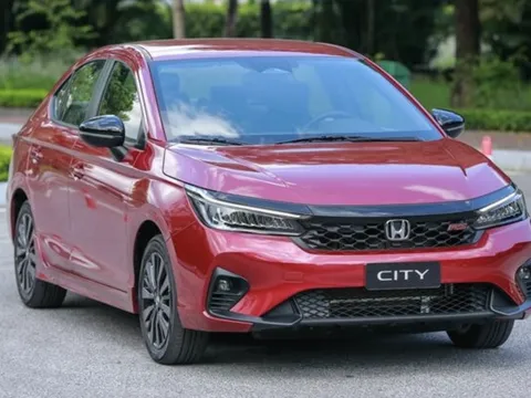 Ô tô Honda giảm tới 100 triệu đồng: Civic, City, CR-V đồng loạt ‘chạm đáy’