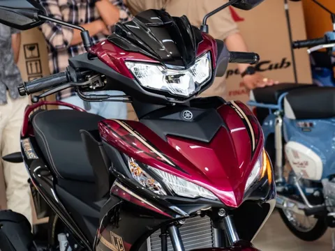 Đẹp hơn Honda Future và Wave Alpha, ‘vua xe số’ 135cc mới của Yamaha đã về đại lý Việt với giá sốc