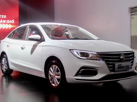 Giá ô tô MG tháng 12/2025: New MG5 từ 399 triệu, Cyberster chạm mốc 3,2 tỷ đồng