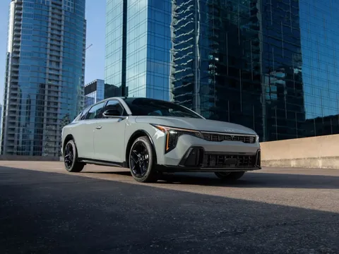 Kia K4 2026 chính thức trình làng: Giá chưa tới 600 triệu đồng, trang bị 'từ đầu đến chân'