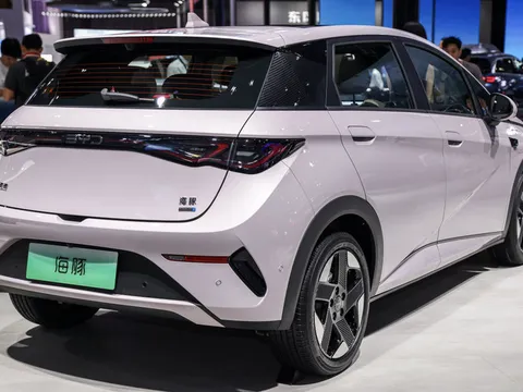 Điểm tin ô tô 28/12: Honda HR-V thắng lớn 'Ô tô của năm 2025', BYD Dolphin đời mới sắp ra mắt