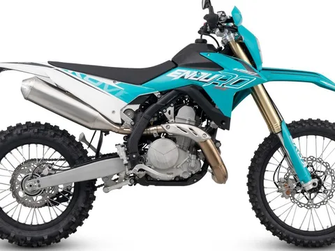 ‘Vua côn tay’ mới ra mắt với thiết kế đẹp 'át vía' Yamaha Exciter, sức mạnh 'áp đảo' Honda Winner R