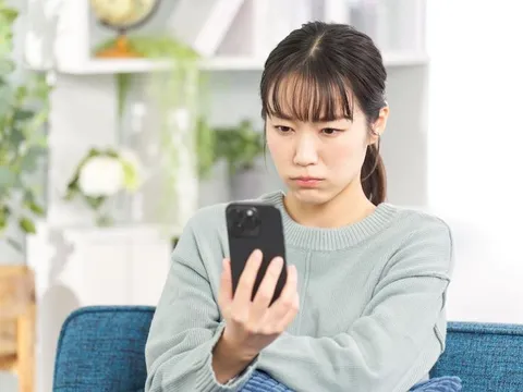 Từ nền tảng nhắn tin nội bộ đến bài toán kiểm soát dữ liệu doanh nghiệp