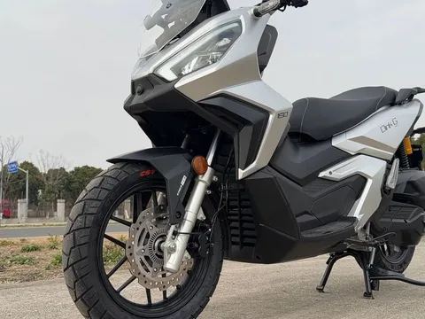 Dẹp Honda SH đi, ‘vua xe ga’ 150 mới ‘chất’ hơn Vario ra mắt giá 52 triệu đồng, có ABS 2 kênh và TCS